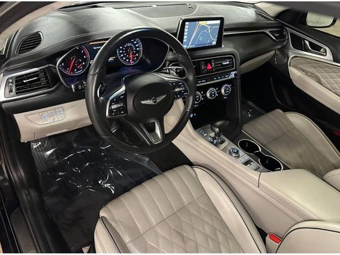Used 2021 Genesis G70 2.0T w/ Prestige Package RWD image 19