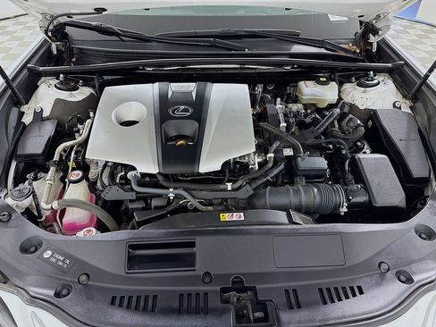 Used 2021 Lexus ES 300h Ultra Luxury w/ Accessory Package 2 image 31