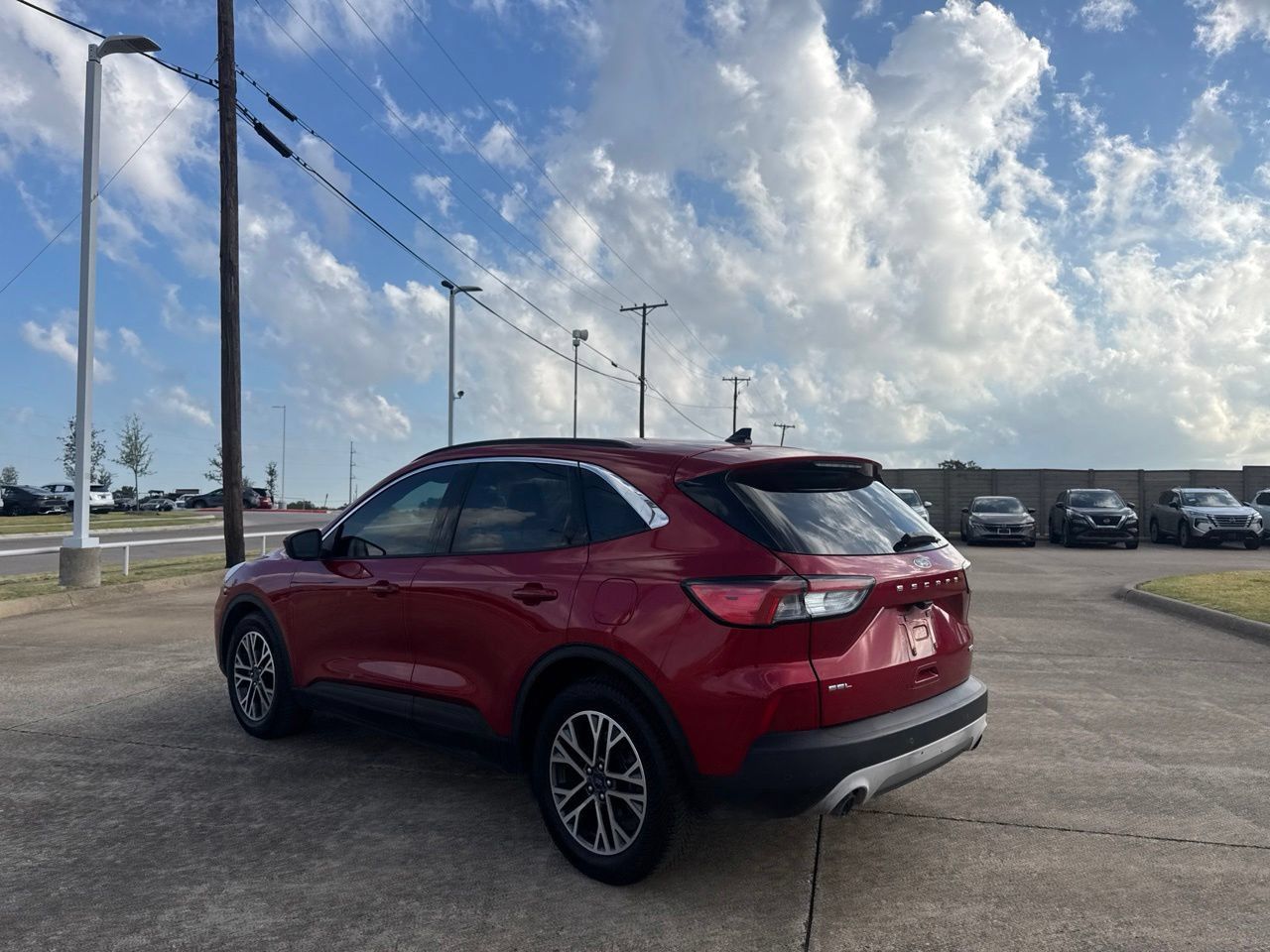 Used 2020 Ford Escape SEL FWD image 17