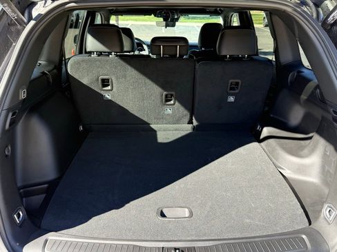 New 2025 Jeep Grand Cherokee Altitude image 29