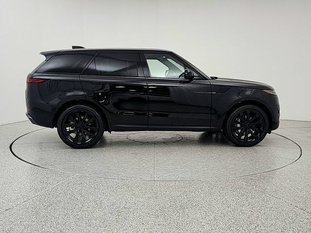 New 2026 Land Rover Range Rover Sport SE AWD/4WD image 4