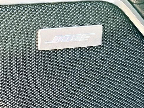 Used 2024 GMC Sierra 2500 SLT w/ SLT Premium Package image 19