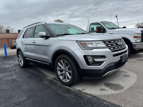 Used 2016 Ford Explorer Limited image 7