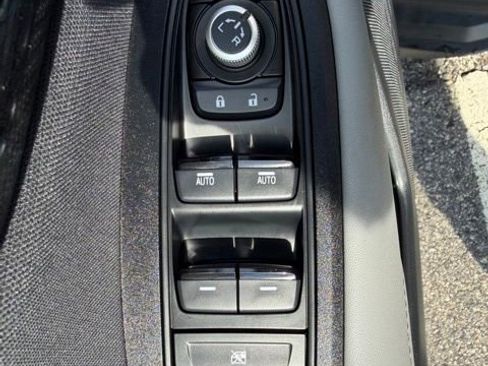 Certified 2025 Subaru Outback Premium AWD/4WD image 15
