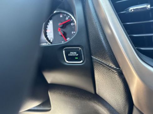 Used 2017 GMC Acadia Denali w/ Technology Package AWD/4WD image 17