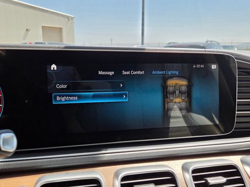 Used 2020 Mercedes-Benz GLS 450 4MATIC image 25