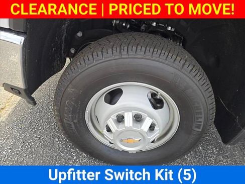 New 2025 Chevrolet Silverado 3500 W/T w/ WT Convenience Package AWD/4WD image 17
