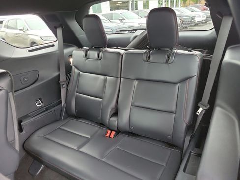 Used 2025 Ford Explorer ST AWD/4WD image 24
