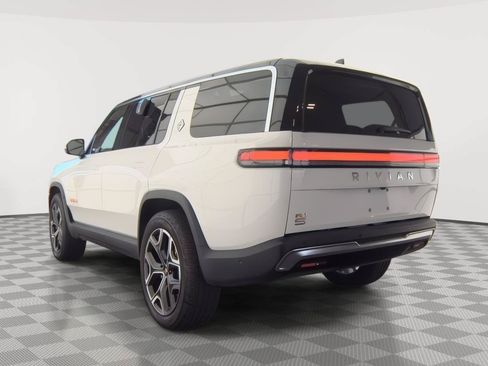 Used 2023 Rivian R1S Adventure AWD/4WD image 13