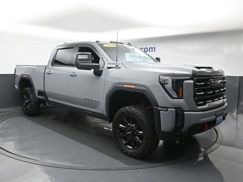 Used 2024 GMC Sierra 2500 AT4 w/ AT4 Premium Plus Package image 2