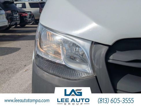 Used 2021 Mercedes-Benz Sprinter 2500 w/ Driver Convenience Package image 9