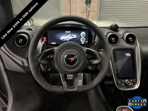 Used 2017 McLaren 570S image 17