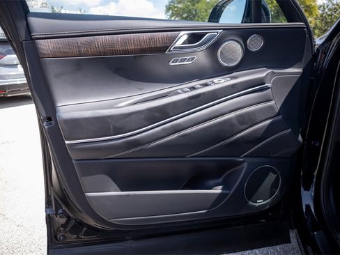 Used 2023 Genesis GV80 3.5T Advanced + w/ Prestige Package image 22