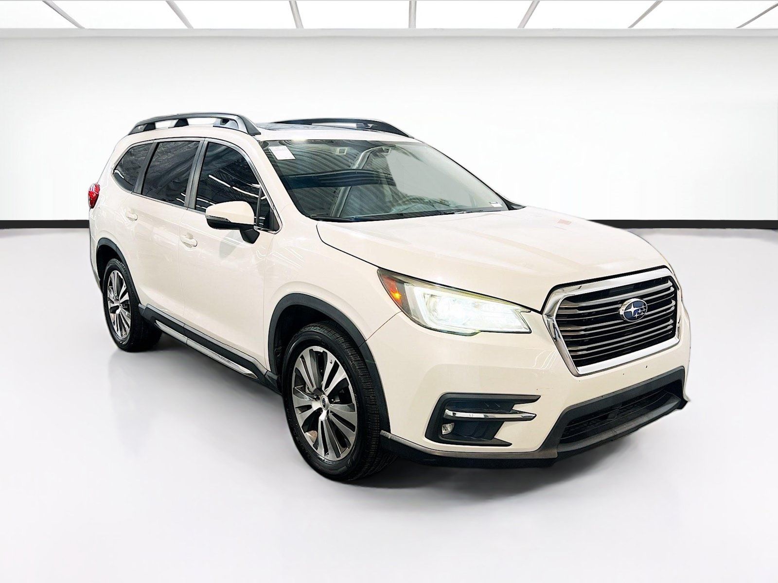 Used 2019 Subaru Ascent Limited AWD/4WD image 3