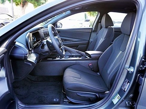 Certified 2026 Hyundai Elantra Sport FWD image 13