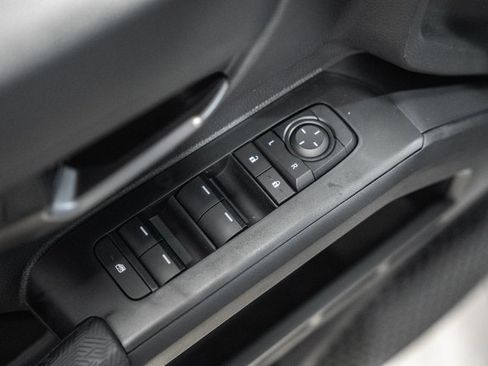 New 2025 Toyota Tacoma TRD Sport image 39