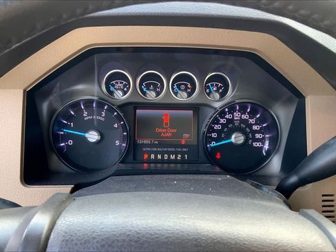 Used 2013 Ford F250 Lariat w/ Lariat Ultimate Pkg AWD/4WD image 24