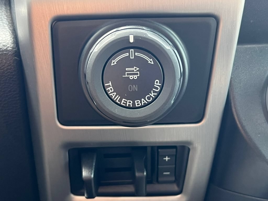 Used 2019 Ford F150 Platinum w/ Equipment Group 701A Luxury AWD/4WD image 34