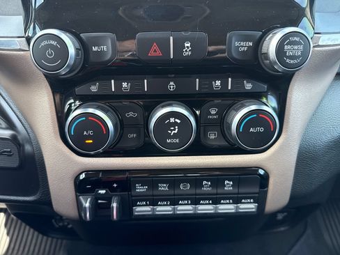 Used 2022 RAM 2500 Laramie AWD/4WD image 24