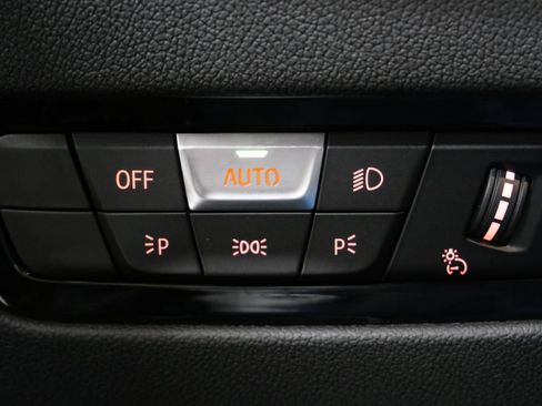 Used 2021 BMW 330e xDrive w/ Premium Package AWD/4WD image 14