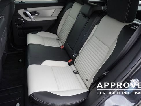 Used 2025 Land Rover Discovery Sport Dynamic SE AWD/4WD image 30