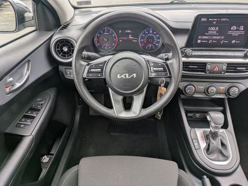 Used 2024 Kia Forte LXS image 16