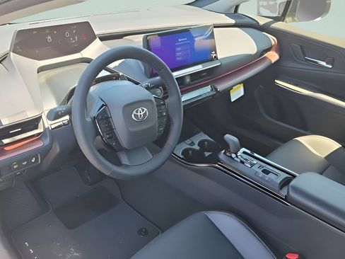 New 2026 Toyota Prius Plug-In Hybrid FWD image 22