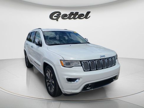 Used 2017 Jeep Grand Cherokee Overland image 2