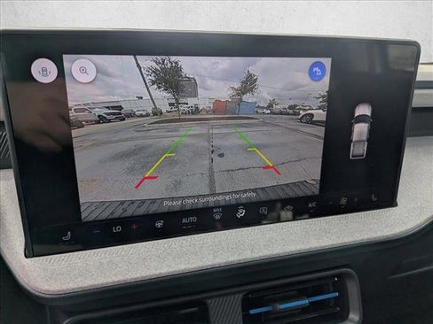 New 2025 Ford Maverick XLT w/ XLT Luxury Package image 13