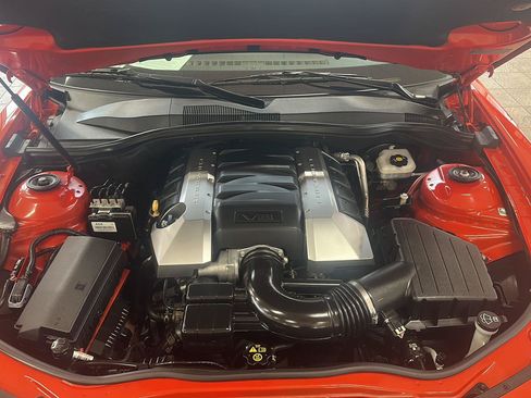 Used 2011 Chevrolet Camaro SS RWD image 17
