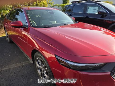 Used 2023 Honda Accord EX image 8