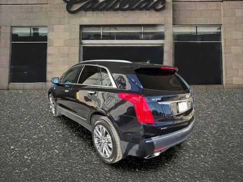 Used 2018 Cadillac XT5 Premium Luxury AWD/4WD image 3