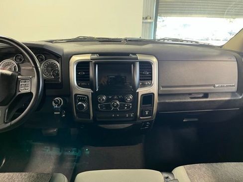 Used 2018 RAM 1500 Big Horn RWD image 20