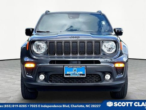 Used 2022 Jeep Renegade Altitude AWD/4WD image 2