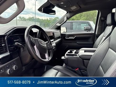 Used 2025 GMC Sierra 1500 SLT AWD/4WD image 12