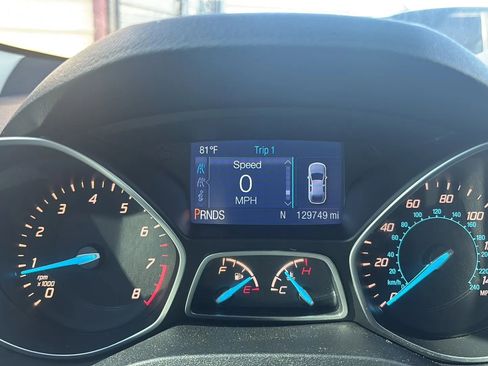 Used 2014 Ford Escape SE FWD image 2