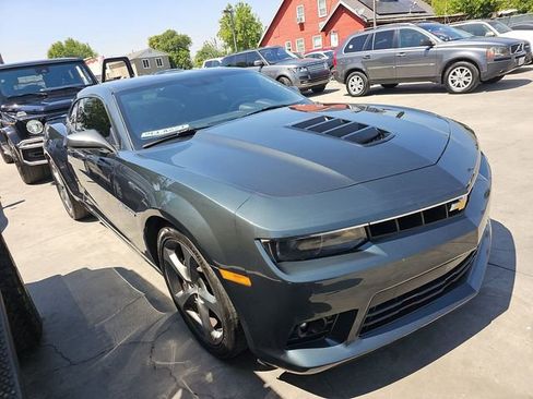 Used 2014 Chevrolet Camaro SS w/ RS Package RWD image 2