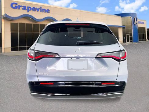 New 2026 Honda HR-V EX-L image 3
