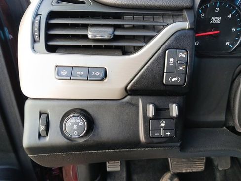Used 2020 GMC Yukon XL Denali image 64