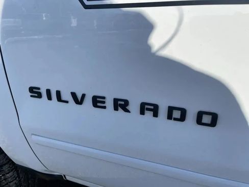 Used 2018 Chevrolet Silverado 1500 LT w/ All Star Edition image 10