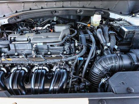 New 2026 Hyundai Tucson SE FWD image 12