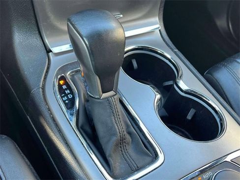 Used 2019 Jeep Grand Cherokee Limited image 29