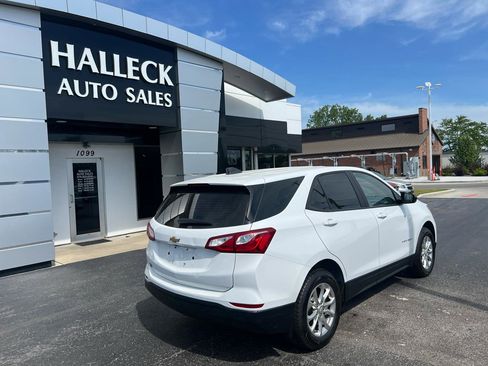 Used 2021 Chevrolet Equinox LS AWD/4WD image 6