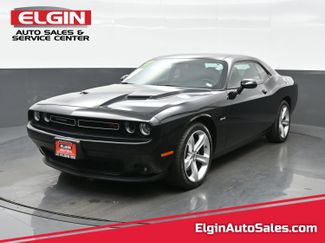Used 2017 Dodge Challenger R/T video 1