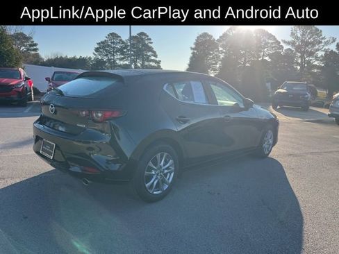 Certified 2022 MAZDA MAZDA3 s image 8