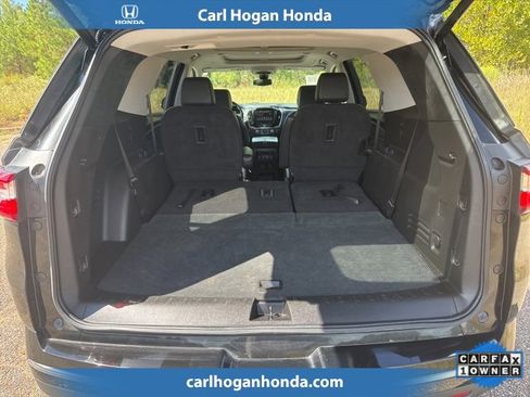 Used 2019 Chevrolet Traverse Premier w/ Driver Confidence II Package image 11