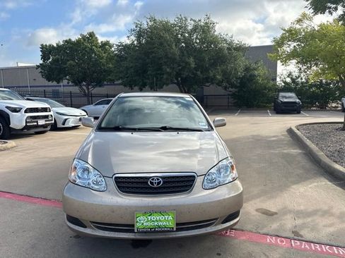 Used 2006 Toyota Corolla LE w/ Audio Value Pkg FWD image 2