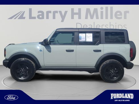 Used 2024 Ford Bronco Black Diamond AWD/4WD image 2