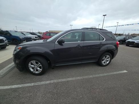 Used 2016 Chevrolet Equinox LS image 2