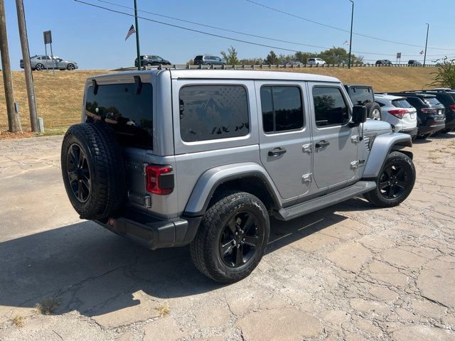 Used 2021 Jeep Wrangler Unlimited Sahara AWD/4WD image 3